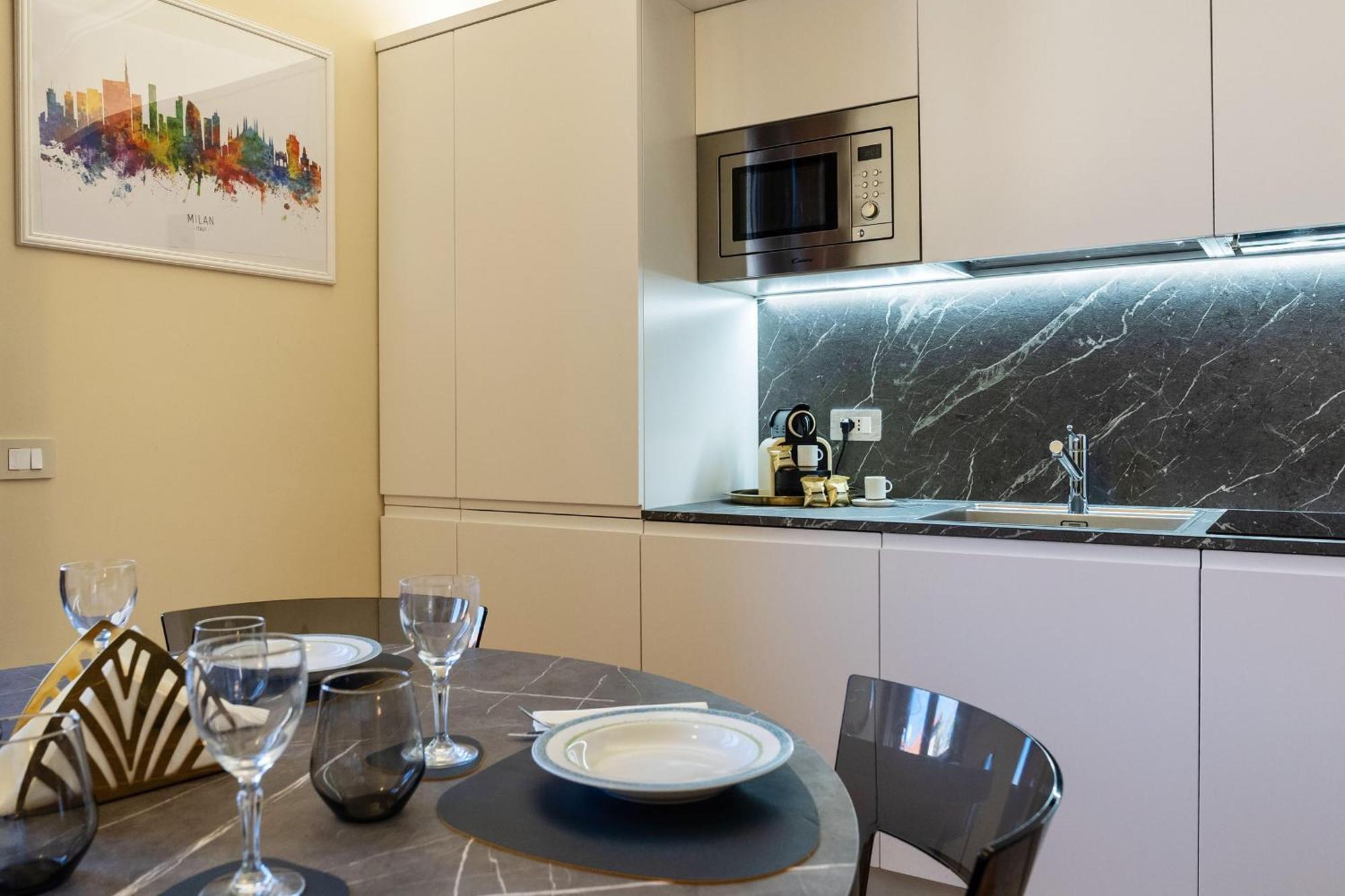 Casa Bella 16 - 8 Min To Metro, 15 Min To Lin Airport, University Area Milano Exteriör bild