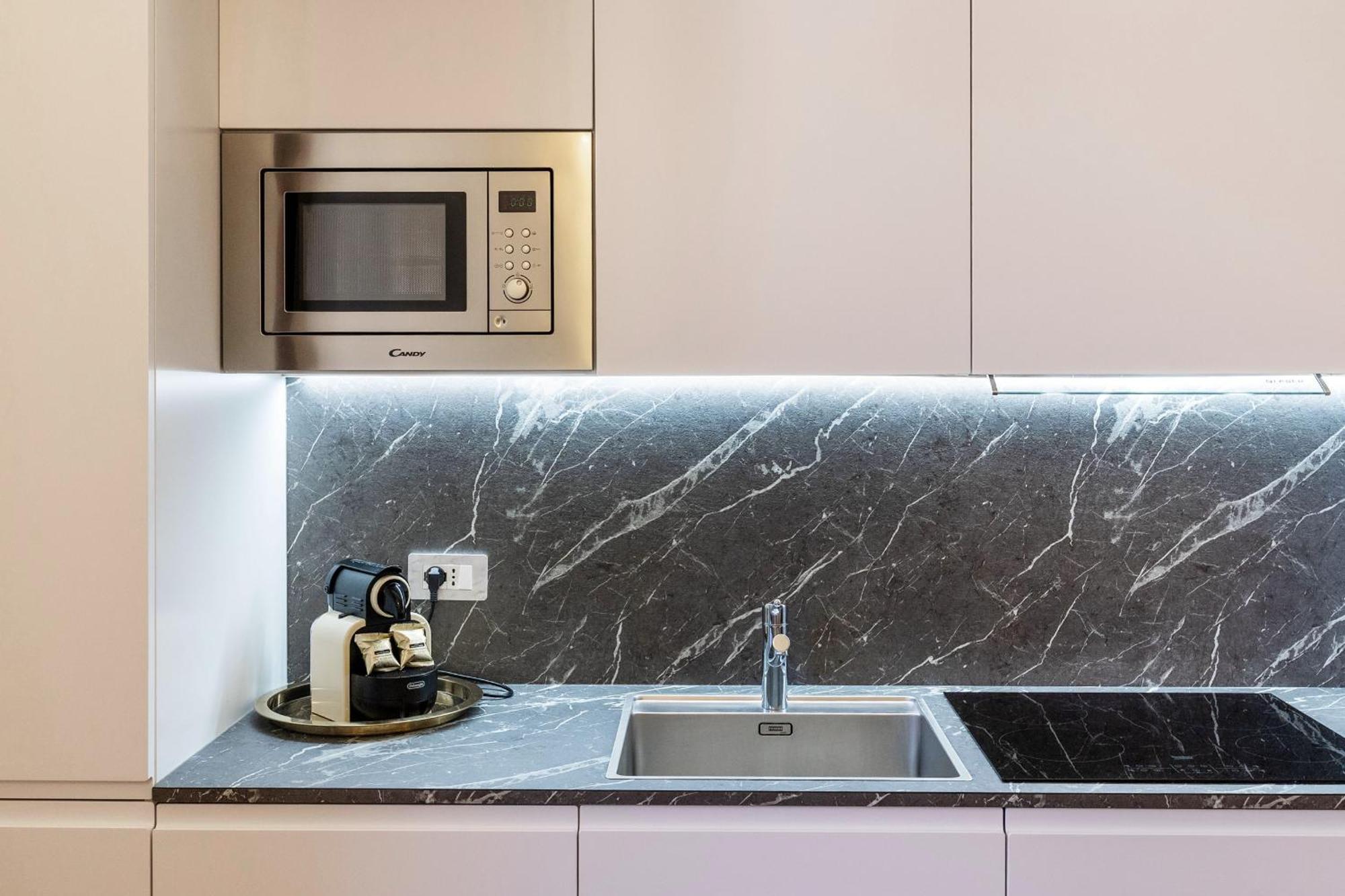 Casa Bella 16 - 8 Min To Metro, 15 Min To Lin Airport, University Area Milano Exteriör bild